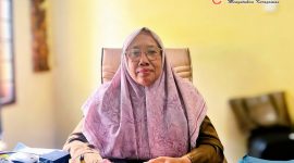 Kepala Bidang Perdagangan Dinas Perdagangan Kabupaten Lombok Barat, Lale Widiani, saat memberikan keterangan terkait perkembangan harga bahan pokok menjelang Idulfitri. (Foto: Istimewa)