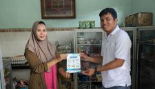 PLN UIW NTB menggelar edukasi keselamatan listrik kepada masyarakat dan pelajar di Lombok Barat guna meningkatkan literasi kelistrikan selama Ramadan 2026.(Dok. PLN)