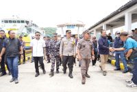 Kapolda NTB bersama Gubernur NTB dan Forkopimda memantau kondisi arus mudik di Terminal Mandalika Mataram.(Foto istimewa)