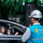 Isi daya sambil santai, ekosistem kendaraan listrik di NTB kian matang, menjadikan mudik lebih efisien dan bebas khawatir.(Dok. PLN)