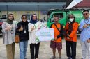 Wujud nyata tanggung jawab sosial, Bank NTB Syariah hadir langsung membantu korban kebakaran di Kecamatan Alas dengan berbagai bantuan darurat dan dukungan air bersih.(Dok. Bank NTB Syariah)