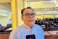 Anggota DPRD Lombok Barat saat memberikan keterangan kepada awak media usai Rapat Paripurna LKPJ Bupati Tahun Anggaran 2025 di Gedung DPRD.(Foto istimewa)