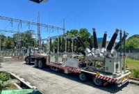 Mobil unit peralatan PLN bersiaga saat pelaksanaan Liga Siekas di ULP Praya, bagian dari upaya menjaga stabilitas pasokan listrik bagi puluhan ribu pelanggan.(Dok.PLN)