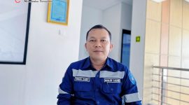 Ketua GAPASDAP Cabang Lembar, Firman Dandy, memberikan keterangan terkait dugaan praktik pungli di lintasan penyeberangan Lembar–Padang Bai.(Foto: Istimewa)