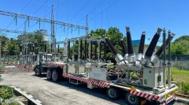 Mobile Substation PLN UIW NTB ditempatkan di kawasan Mandalika untuk memastikan pasokan listrik tetap andal selama Idulfitri dan menjelang ajang internasional. (Dok. PLN)