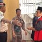 Mantan Bupati Lombok Tengah Moh. Suhaili FT saat tiba di Kejaksaan Negeri Praya sebelum dieksekusi ke Rutan Kelas IIB Praya, Kamis (7/5/2026).(Foto.Istimewa)
