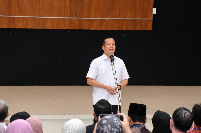 Gubernur NTB Lalu Muhamad Iqbal memberikan sambutan saat menghadiri pelatihan ESQ Leadership Center bagi para guru di Universitas Islam Al-Azhar Mataram.(Foto. Istimewa)