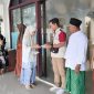 PLN UIW NTB melalui YBM PLN terus menghadirkan manfaat nyata bagi masyarakat dengan menyalurkan santunan dan menebar harapan bagi anak-anak yatim di Lombok Timur.(Dok.PLN)