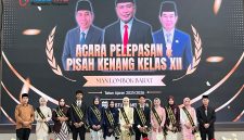 Suasana pelepasan dan pisah kenang siswa kelas XII MAN Lombok Barat Tahun Ajaran 2025/2026 di Auditorium UIN Mataram, Sabtu (16/5/2026). Sebanyak 203 siswa dinyatakan lulus 100 persen.(Foto.Istimewa)