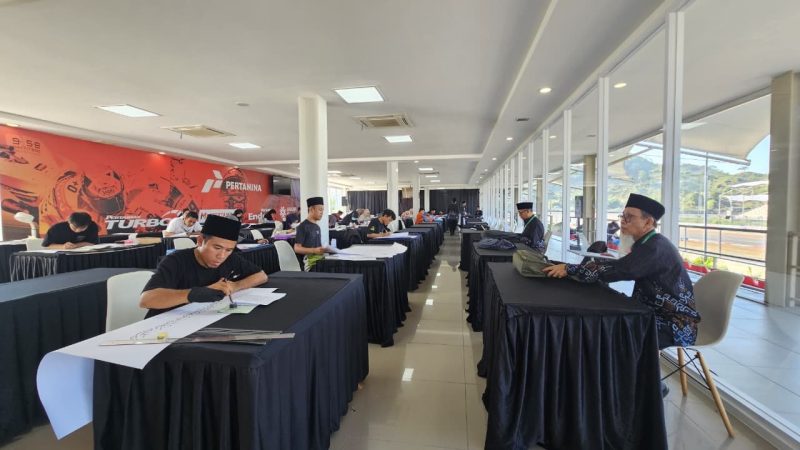 Suasana tertib dan penuh kekhidmatan di salah satu majelis perlombaan hari ketiga MTQ XXXI Tingkat Provinsi NTB di Lombok Tengah, yang berjalan lancar sesuai jadwal. (Foto: Diskominfotik)