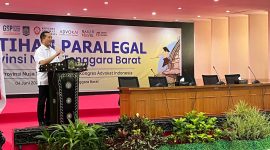 Gubernur NTB, Lalu Muhamad Iqbal, saat membuka acara Pelatihan Paralegal yang digelar di Graha Bhakti Praja Kantor Gubernur NTB, Kamis (4/6). (Foto: Istimewa).