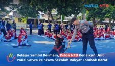 Momen hangat saat personel Polda NTB mengenalkan satwa andalan anjing K9 kepada siswa-siswi Sekolah Rakyat Dasar di Lapangan Bhara Daksa, Kamis (11/6/2026). (Foto: Istimewa)