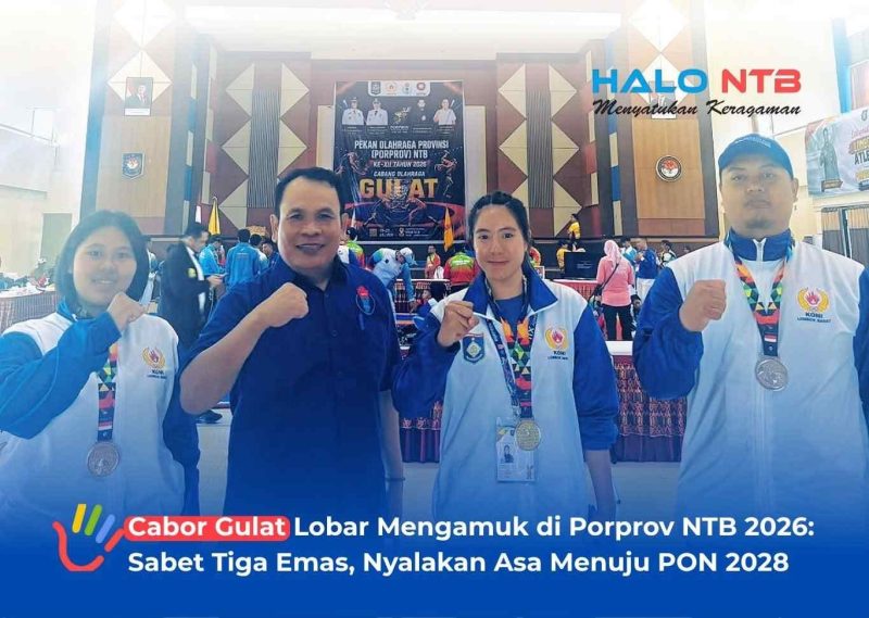 Ketua PGSI Lombok Barat (tengah) mengabadikan momen kemenangan bersama para atlet yang sukses menyabet medali Emas di cabang olahraga Gulat pada Porprov NTB 2026.(Foto: Istimewa)