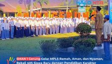 Suasana upacara bendera dan prosesi penyerahan resmi peserta didik baru tahun ajaran 2026/2027 dari Komite Sekolah kepada Kepala SMAN 1 Gerung, Senin (13/7/2026).(Foto: Istimewa)