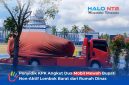 Penampakan mobil pribadi Bupati Lombok Barat nonaktif yang ditutup penutup khusus saat diangkut menggunakan truk towing menuju KPK di Rumah Dinas , Selasa (28/7/2026).(Foto: Istimewa)
