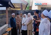 Wakil Bupati Lombok Barat Hj. Nurul Adha turun langsung meninjau kondisi MTs Nujumul Huda, didampingi Camat Lembar, BPBD, dan pimpinan Ponpes Nujumul Huda. Selasa (28/7/2026).(Foto: Istimewa)