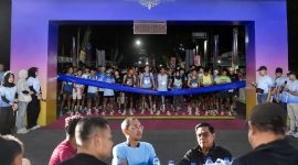 Suasana start Bank NTB Syariah Lombok Timur Be-Rari Half Marathon 2026 dipenuhi antusiasme ratusan pelari dari berbagai daerah. Lebih dari sekadar lomba, ajang ini menjadi momentum memperkuat promosi Lombok Timur sekaligus mendorong pertumbuhan ekonomi lokal. (Dok. Bank NTB Syariah)