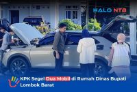 Tim penyidik KPK melakukan pemeriksaan terhadap satu unit kendaraan roda empat jenis Honda HR-V di kompleks Rumah Dinas (Pendopo) Bupati Lombok Barat, Kamis (23/7).(Foto: Istimewa)
