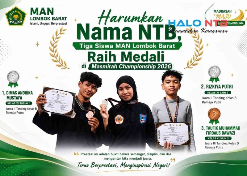 Tiga siswa MAN Lombok Barat, Dimas Andhika Mustafa, Rizkiya Putri, dan Taufik Muhammad Firdaus Bawazir, menunjukkan medali dan sertifikat penghargaan yang diraih dalam Kejuaraan Pencak Silat Masmirah Championship 2026 di GOR Tastura, Praya, Lombok Tengah.(Foto: Istimewa)
