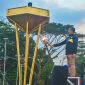 Momen sakral saat Gubernur NTB, Lalu Muhammad Iqbal, menyalakan api obor sebagai tanda dimulainya perhelatan olahraga terbesar di NTB, Porprov XII 2026 di lapangan Bumi Gora, Kamis (16/7/2026).(Foto: Istimewa).