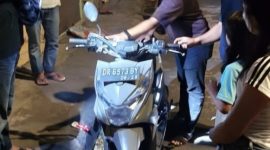 Tim Puma Subdit III Jatanras Ditreskrimum Polda NTB mengamankan terduga pelaku pencurian kendaraan bermotor (curanmor) bersama terduga penadah beserta barang bukti satu unit sepeda motor di wilayah Selagalas, Kota Mataram.(Foto: Istimewa)
