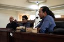 Perwakilan Gabungan Aktivis Lombok Barat, Asmuni, A.Ma., menyampaikan pernyataan terkait anjloknya skor SPI dan MCSP Kabupaten Lombok Barat dalam sebuah forum, sekaligus mendesak Wakil Bupati untuk melakukan evaluasi menyeluruh terhadap jajaran OPD.