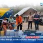 Petugas BPBD Lombok barat bersama BPBPK NTB mendistribusikan air bersih kepada warga terdampak kekeringan di Dusun Gerebekan, Jembatan Gantung, Lembar, Selasa (4/8).(Foto: Istimewa)