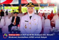 Wakil Bupati Lombok Barat Hj. Nurul Adha (UNA) tampak khidmat usai mengikuti upacara detik-detik proklamasi HUT ke-81 RI di Bencingah Agung, Senin (17/8/2026).(Foto: Istimewa)