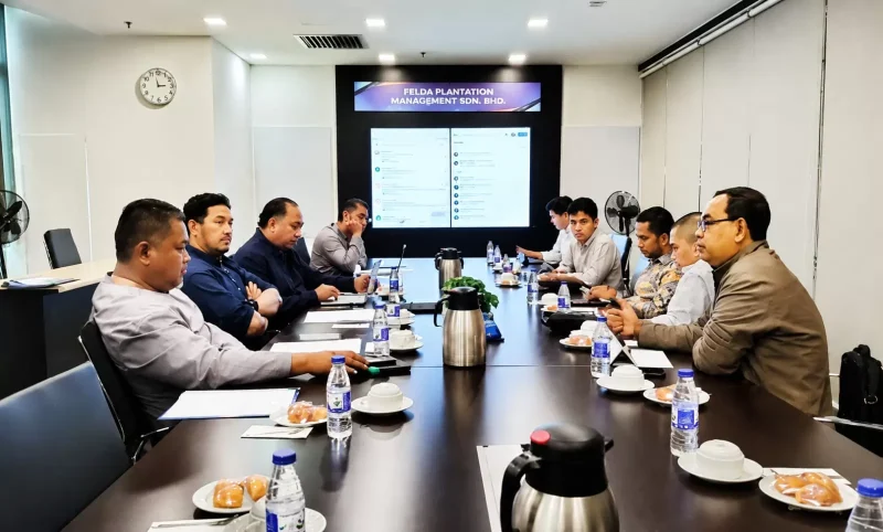 Sinergi Pemprov NTB, Bank NTB Syariah, KBRI Kuala Lumpur, dan perusahaan perkebunan Malaysia diharapkan menjadi terobosan perlindungan ekonomi bagi PMI agar pulang membawa rumah, tanah, dan usaha. (Dok. Bank NTB Syariah) 