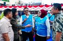 Tim PLN berdialog dan memantau kesiapan kelistrikan untuk mendukung rangkaian peringatan HUT ke-81 RI. (Dok. PLN)