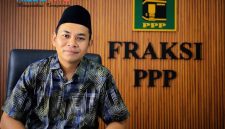 Anggota Komisi IV DPRD Lombok Barat, Muhammad Munip, M.Kes., saat memberikan keterangan terkait desakan evaluasi Dewan Pengawas RSUD Tripat, di ruang kerjanya, Senin (3/8/2026).(Foto: Halontb)