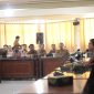 Suasana hearing Persatuan Guru PPPK dengan anggota Komisi IV DPRD Lombok Barat di ruang sidang, Senin (10/8/2026).(Foto: Istimewa)