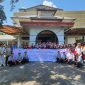 Srikandi PLN UIW NTB bersama BPBD dan masyarakat berfoto usai pelaksanaan Program Perempuan Tangguh Bencana di Desa Gerimak Indah. (Dok. PLN)