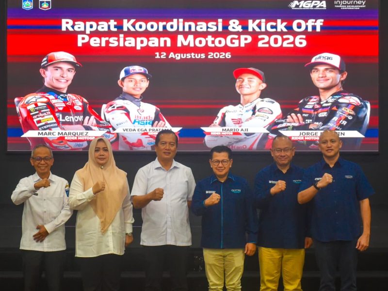 Foto bersama jajaran Pemerintah Provinsi NTB bersama ITDC dan MGPA usai menggelar Rapat Koordinasi dan Kick Off Persiapan MotoGP Mandalika 2026, Rabu (12/8/2026).(Foto: Istimewa)