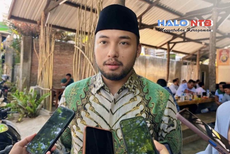 Anggota Dewan Perwakilan Daerah Republik Indonesia (DPD RI) Dapil NTB, H. Muhammad Rifki Farabi, saat memberikan keterangan kepada sejumlah wartawan di Lombok Barat, Kamis (10/9/2026). (Foto: Halontb.com)