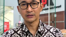 Juru Bicara KPK Budi Prasetyo memberikan keterangan soal penundaan pemeriksaan saksi kasus korupsi Bupati Lobar nonaktif, di Gedung Merah Putih KPK, Jakarta Selatan, Selasa (8/9/2026).