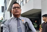 Kuasa hukum Abdul Hanan (kiri) bersama Muhammad Ihsan, Direktur Utama PT SEG (kanan), saat ditemui usai mendampingi pemeriksaan sebagai saksi dalam kasus dugaan korupsi pembiayaan modal kerja PT Carsten senilai Rp11 miliar, di Gedung Kejati NTB, Senin (7/9/2026).