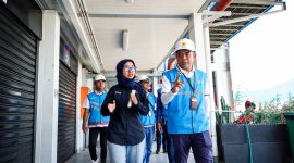 General Manager PLN UIW NTB Yondri Zulfadli meninjau kesiapan infrastruktur kelistrikan di Pertamina Mandalika International Circuit sebagai bagian dari dukungan PLN terhadap MotoGP Mandalika 2026.(Foto: Istimewa)