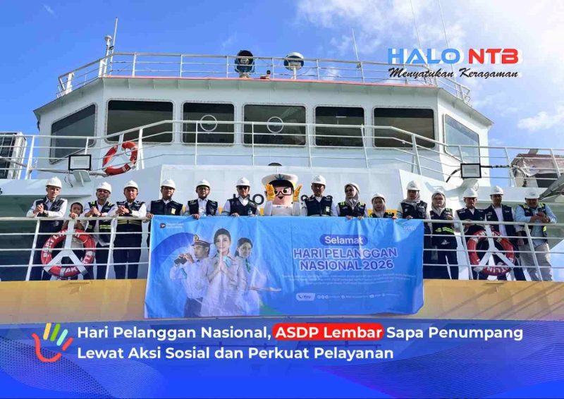 Foto bersama GM ASDP Cabang Lembar, Anis Adinizam, beserta jajaran manajemen dan staf di atas KMP Portlink II, di sela-sela kegiatan aksi sosial pemberian bingkisan kepada penumpang dalam rangka memperingati Hari Pelanggan Nasional 2026, di Lembar, Senin (7/9/2026).(Foto: Istimewa)