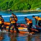 Tim SAR Gabungan melakukan persiapan dan penyisiran dalam operasi pencarian nelayan Suparta (43) yang hilang di perairan Pantai Areguling, Lombok Tengah. Korban akhirnya ditemukan meninggal dunia pada hari kedua pencarian, Kamis (3/9/2026).(Foto: Istimewa)