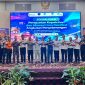 Foto bersama para pemangku kepentingan usai Sosialisasi Penguatan Kepatuhan dan Akurasi Data Manifest Angkutan Penyeberangan oleh PT ASDP Indonesia Ferry Cabang Lembar dan Cabang Kayangan di Lombok Plaza & Convention, Mataram, Senin (28/9/2026).(Foto: Istimewa)