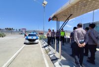 Personel Ditlantas Polda NTB melakukan survei jalur di kawasan Bypass Mandalika, Lombok Tengah, sebagai persiapan rekayasa lalu lintas menjelang MotoGP Mandalika 2026, Kamis (3/9/2026).(Foto: Istimewa)