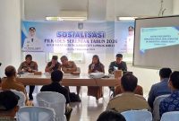 Suasana kegiatan Sosialisasi/Bimtek Pemilihan Kepala Desa Serentak Tahun 2026 di Kecamatan Gerung, Kabupaten Lombok Barat, yang digelar di Aula Kantor Camat Gerung, Senin (1/9/2026).(Foto: Diskominfotik Lobar).