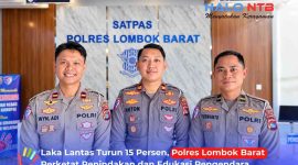 Jajaran Satlantas Polres Lombok Barat: Kasatlantas Iptu Anton Prasetya Wijaya (tengah) bersama Kanit Laka Ipda Wayan Adi Dharma (kiri) dan Kanit Regident Ipda Yuswanto (kanan), Senin (14/9/2026).(Foto: Halo NTB)