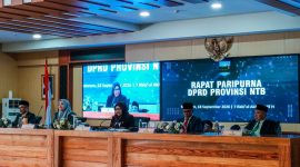 Suasana Rapat Paripurna DPRD Provinsi NTB saat persetujuan Perubahan APBD Tahun Anggaran 2026 di Ruang Rapat Utama Kantor Gubernur NTB, Jumat (18/9/2026).(Foto: Diskominfotik NTB)