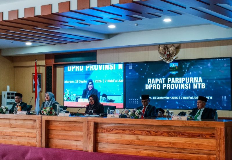 Suasana Rapat Paripurna DPRD Provinsi NTB saat persetujuan Perubahan APBD Tahun Anggaran 2026 di Ruang Rapat Utama Kantor Gubernur NTB, Jumat (18/9/2026).(Foto: Diskominfotik NTB)