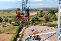 Pemeliharaan jaringan transmisi PLN dilakukan secara preventif demi menjaga pasokan listrik tetap andal.