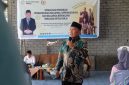 Anggota Komisi IX DPR RI, H. Muazzim Akbar, saat menyampaikan materi dalam Sosialisasi Program Pembangunan Keluarga, Kependudukan, dan Keluarga Berencana (Bangga Kencana) bersama mitra kerja di Desa Mujur, Praya Timur, Lombok Tengah, Rabu (28/10/2026).(Foto: Istimewa)