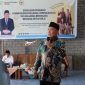 Anggota Komisi IX DPR RI, H. Muazzim Akbar, saat menyampaikan materi dalam Sosialisasi Program Pembangunan Keluarga, Kependudukan, dan Keluarga Berencana (Bangga Kencana) bersama mitra kerja di Desa Mujur, Praya Timur, Lombok Tengah, Rabu (28/10/2026).(Foto: Istimewa)