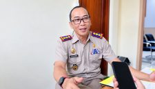 Kepala Kantor Badan Pertanahan Nasional (BPN) Lombok Barat, Catur Bowo Susbiarto, saat ditemui di ruang kerjanya, Senin (26/10/2026).(Foto: Istimewa)